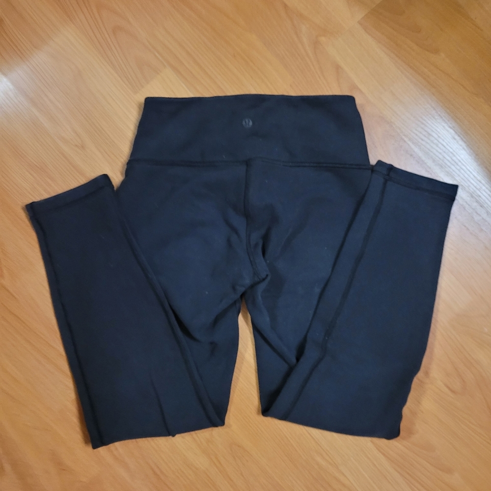 Lululemon Size 4 Wunder Lounge Pants (fleece lined leggings)